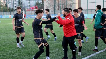 Karatay Belediyespor U16 Konya Şampiyonu oldu