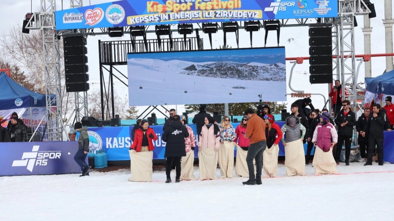 Kayseri Erciyes'te ziyaretçi sayısı 3 milyonu geçti