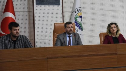 Keşan pazaryeri aidatlarında yüzde 300 tartışması meclise taşındı