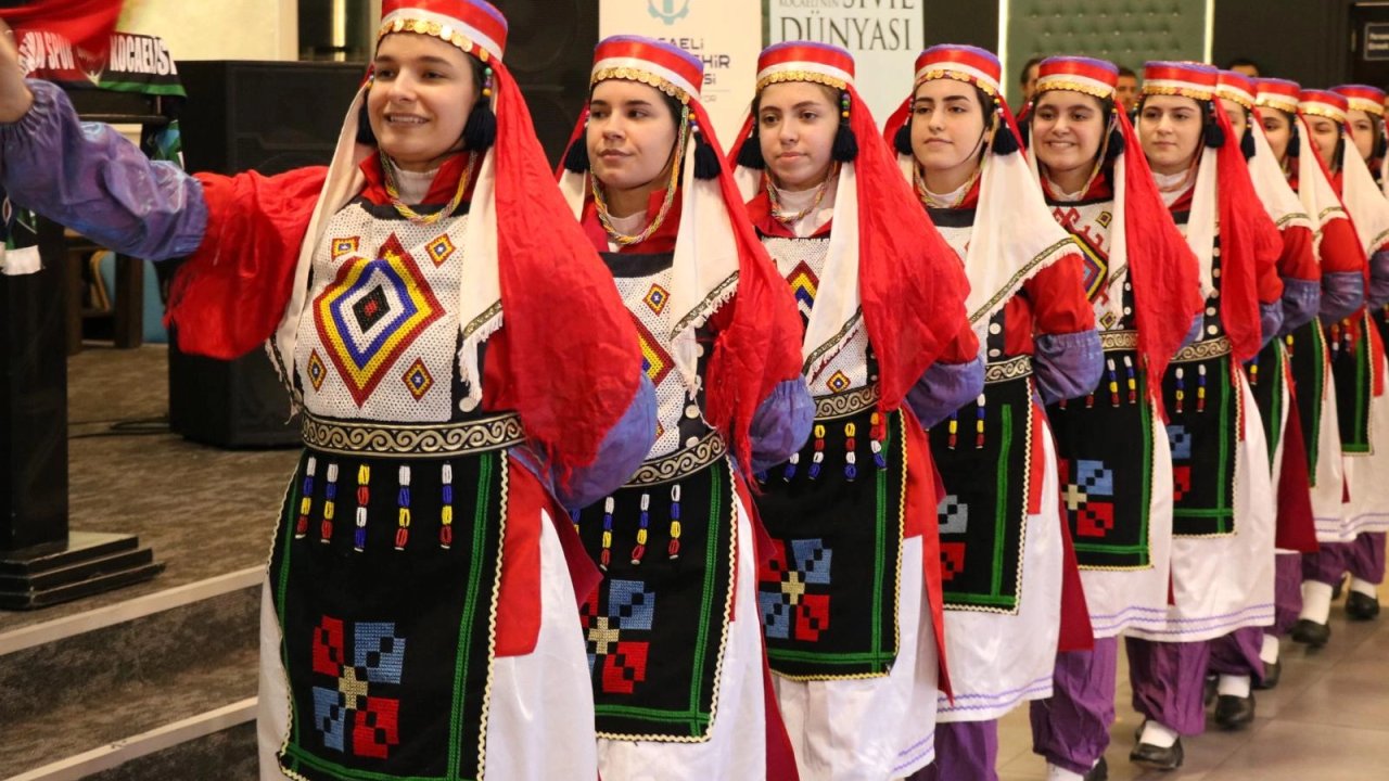 Kocaeli'de, Ardahan’ın kurtuluşuna görkemli kutlama