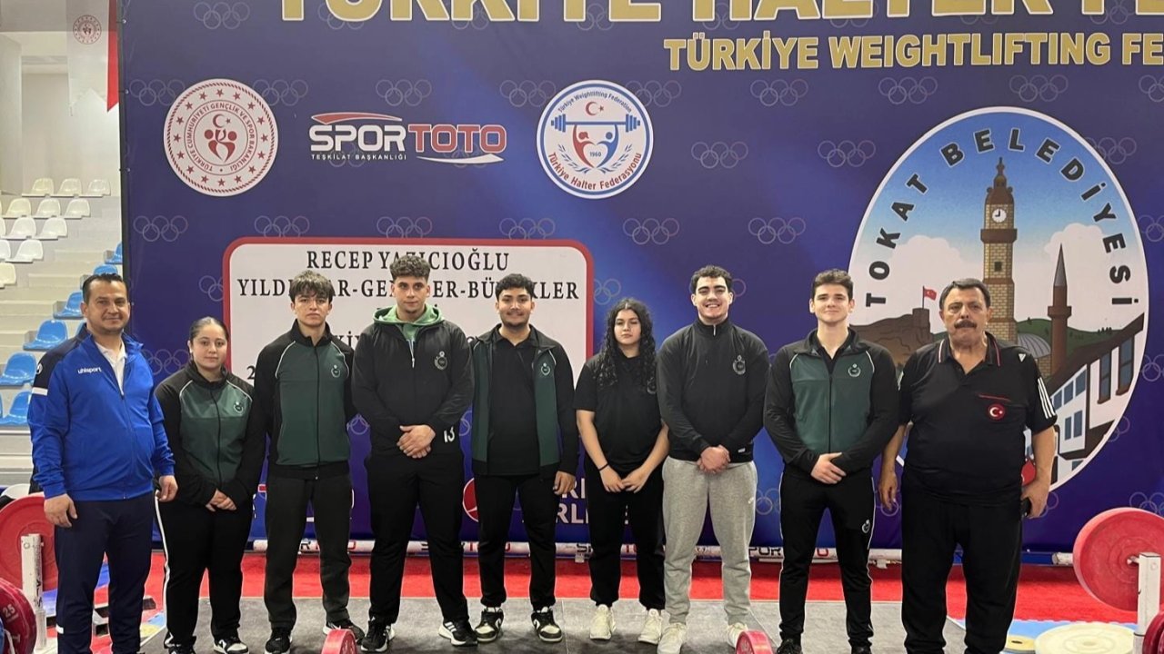 Konya Karatay Belediyespor’dan halterde Türkiye şampiyonluğu