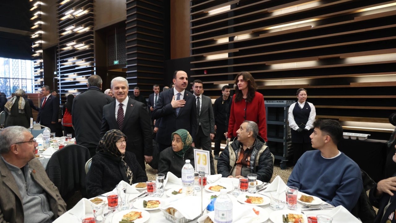 Konya’da “Büyük Aile Sofrası” iftarında şehit yakınları ve gaziler buluştu