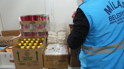 Milas'tan ihtiyaç sahiplerine gıda kolisi desteği