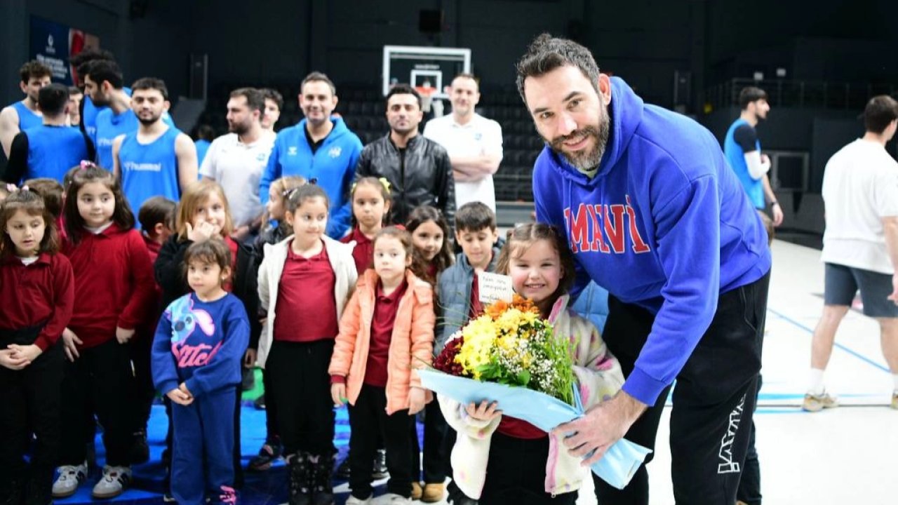 Minik basketbol sevdalıları, Çayırova’nın dev adamlarıyla buluştu