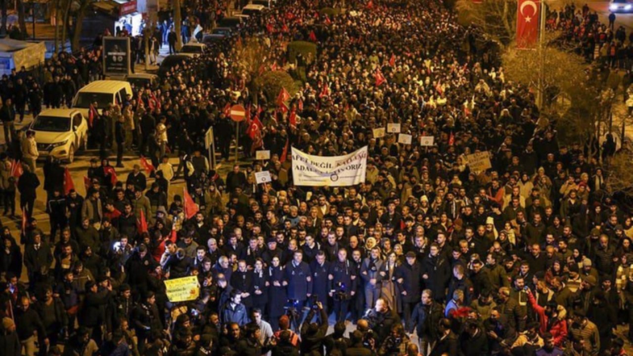 Nuri Aslan sessiz yürüyüşe katıldı