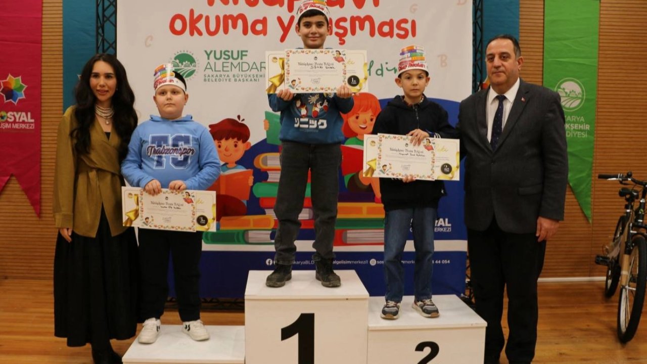 Sakarya'da ‘Kitap Avı’ ödüllendirdi