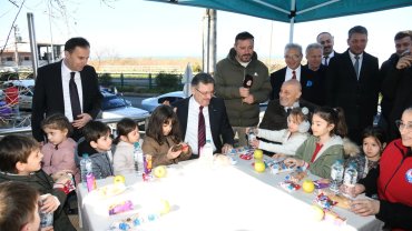 Trabzon'da Başkan Genç Çarşıbaşı’nda vatandaşlarla buluştu