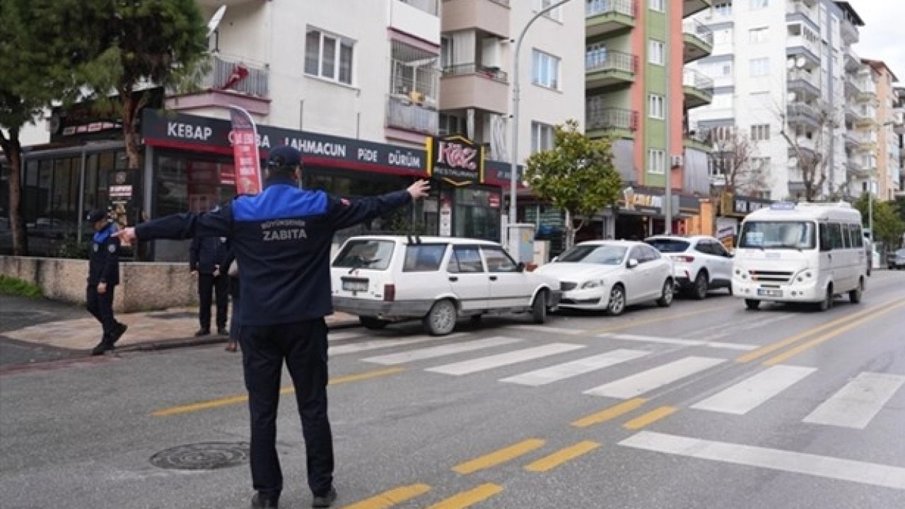 Zabıta minibüslere göz açtırmıyor