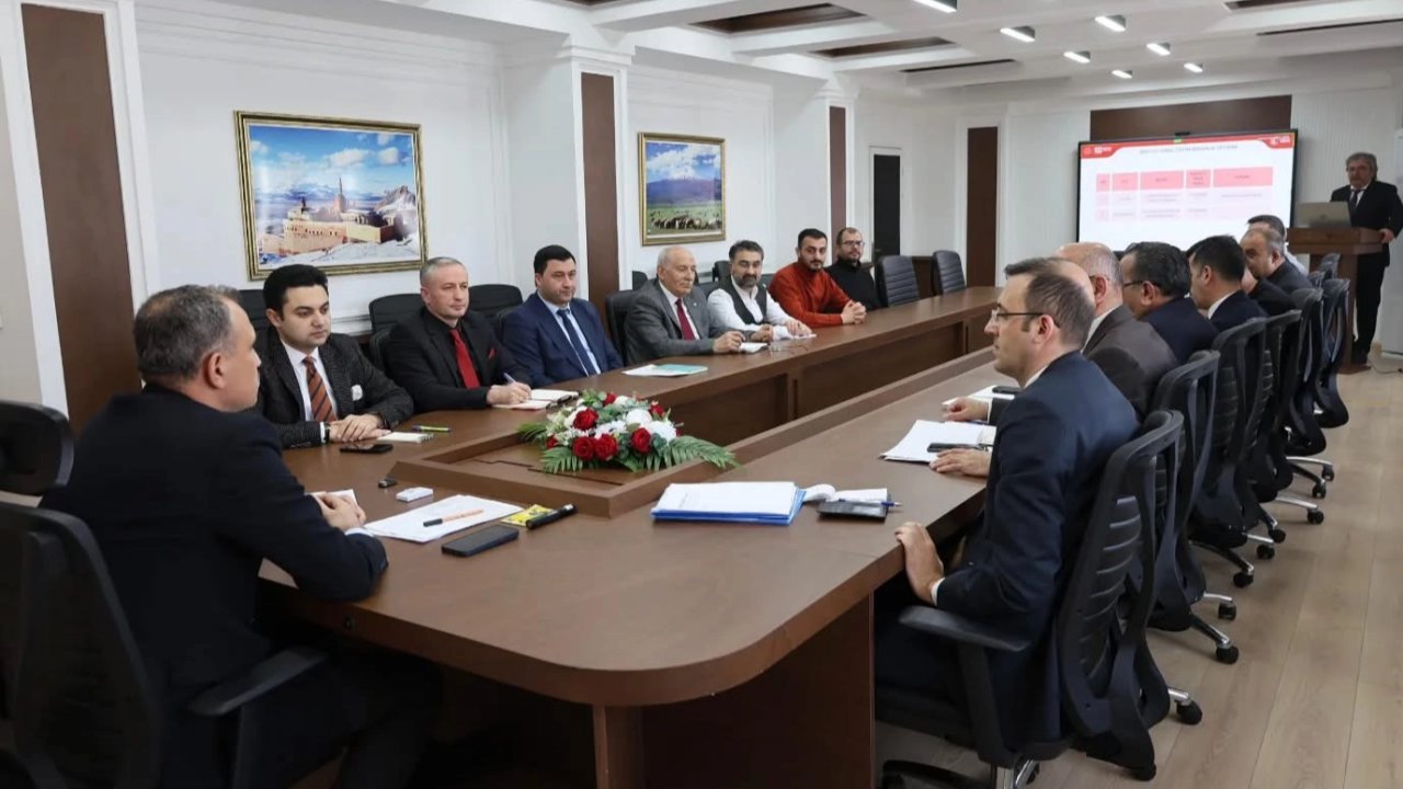 Ağrı Valliliği’nde eğitim yatırımlarına yakın mercek