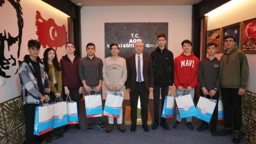 Ağrılı öğrencişler Batman'da TÜBİTAK'ta ödüllendirildi