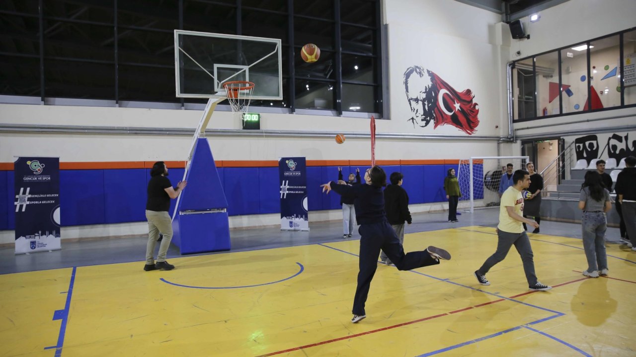 Ankara'da 90’lar sokak oyunlarıyla ramazan etkinliği