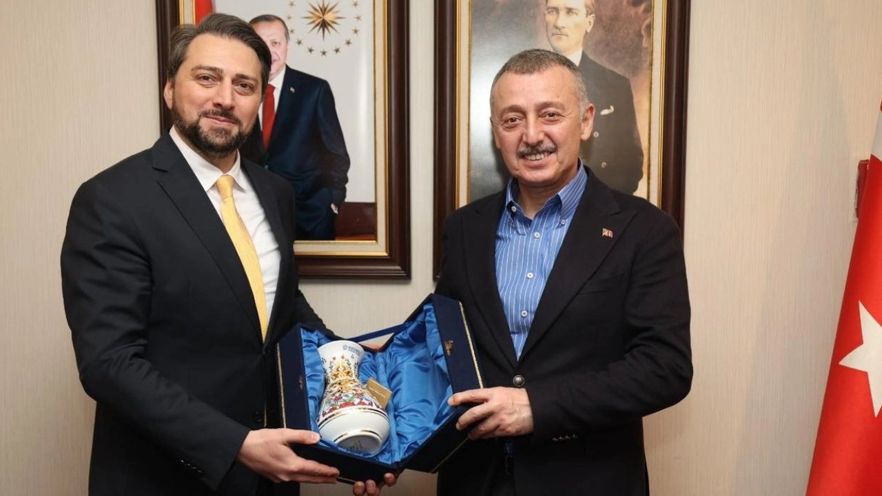 Başkan Büyükakın’dan Halep’te ziyaret trafiği