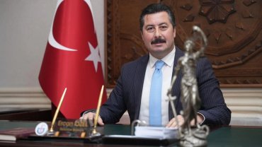 Başkan Ercan Özel’den 8 Mart mesajı: "Kadınlar toplumun mimarıdır"