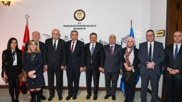 Başkan Genç, Gürcistan Büyükelçisi Kalandia’yı ağırladı