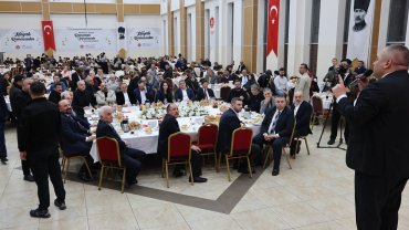 Başkan Özarslan, Başkent’in ilçeleriyle iftar sofrasında buluştu