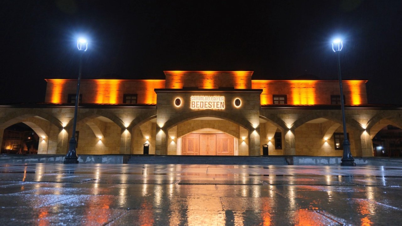 Bedesten’de “Kutsal Emanetler Sergisi” ziyarete açılıyor