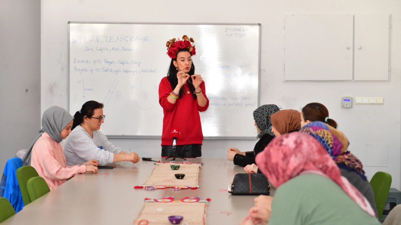 Bursa Osmangazi'de baharı müjdeleyen atölye