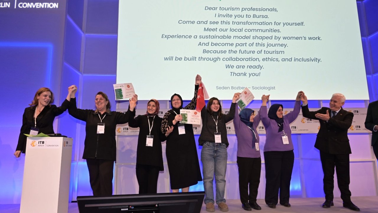 Bursalı kadınlar dünya sahnesinde... Bursa, dünyaya tanıtıldı