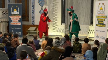 Çocuklar Ramazan'ı Karagöz ve Hacivat ile öğreniyor