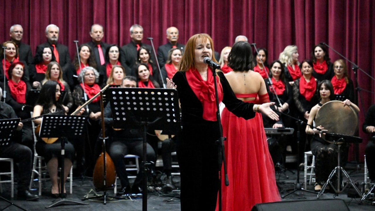 Dayanışmanın türküsü Bornova’da yükseldi