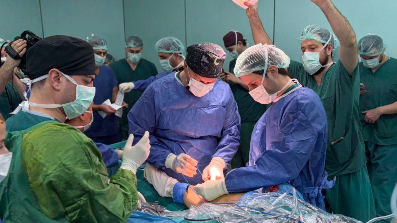 DEÜ’de menisküs cerrahisinde Türkiye’de bir ilk gerçekleşti