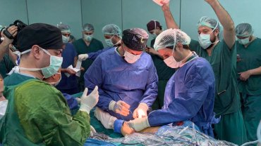 DEÜ’de menisküs cerrahisinde Türkiye’de bir ilk gerçekleşti