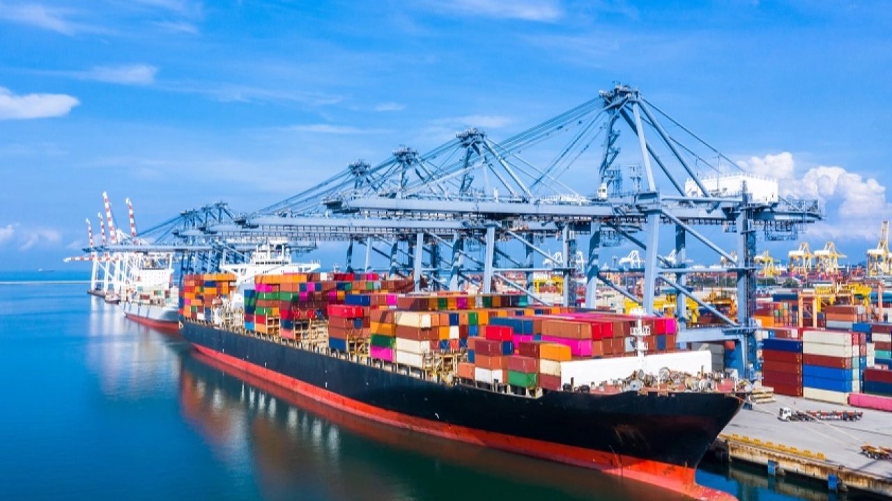 Dış ticaret verileri açıklandı... İhracat 21 milyar, ithalat 30 milyar doları aştı