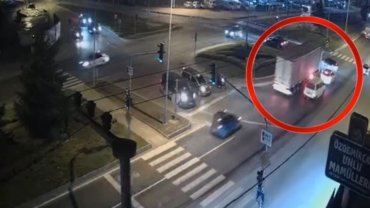 Düzce’de otomobil ile tır çarpışıt: 1 yaralı