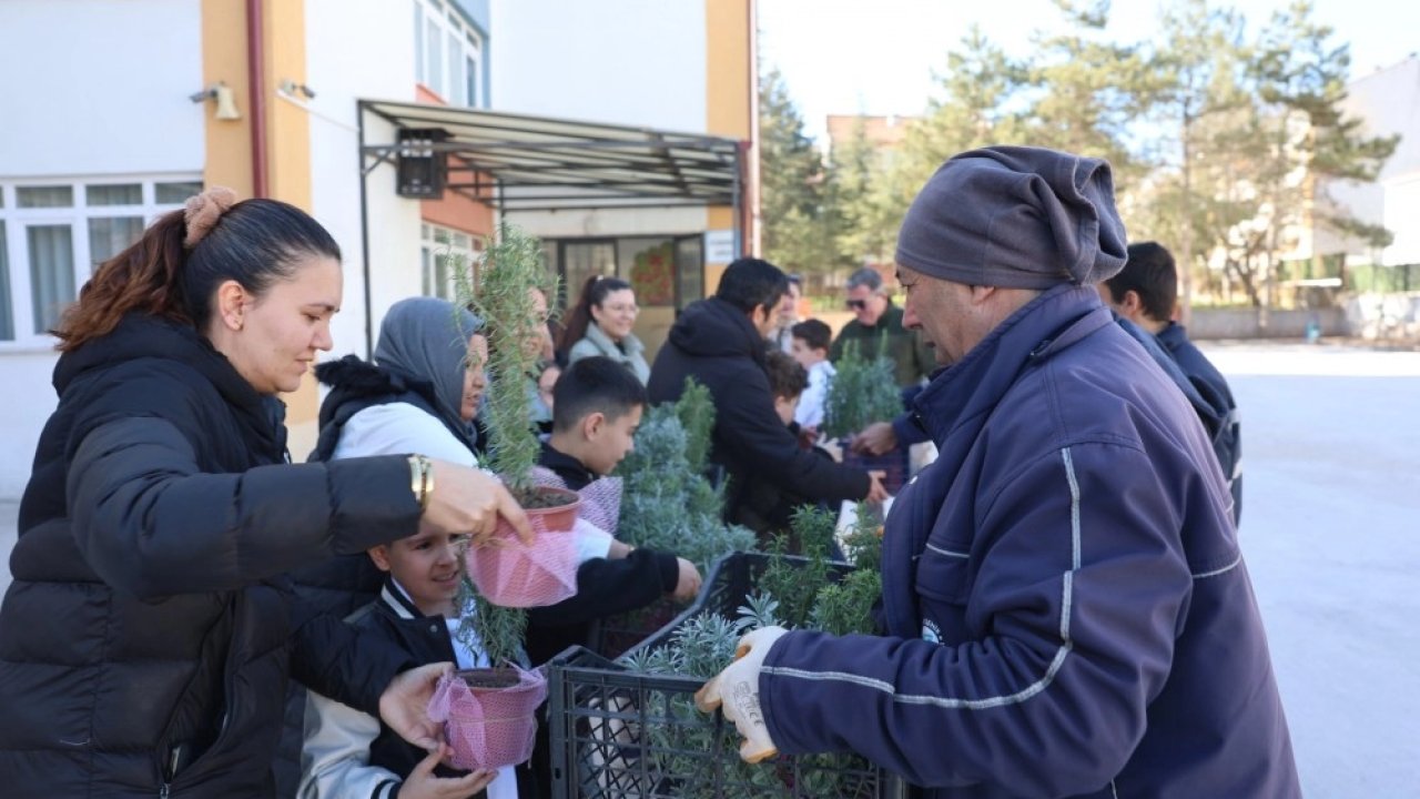 Eskişehir’de öğrencilerden anlamlı talep