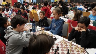 İstanbul Beylikdüzü'nde geleneksel turnuvada hamleler konuştu