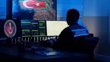 İstanbul merkezli 9 ilde yasa dışı bahise 20 gözaltı! 26,5 milyar TL'lik işlem tespit edildi