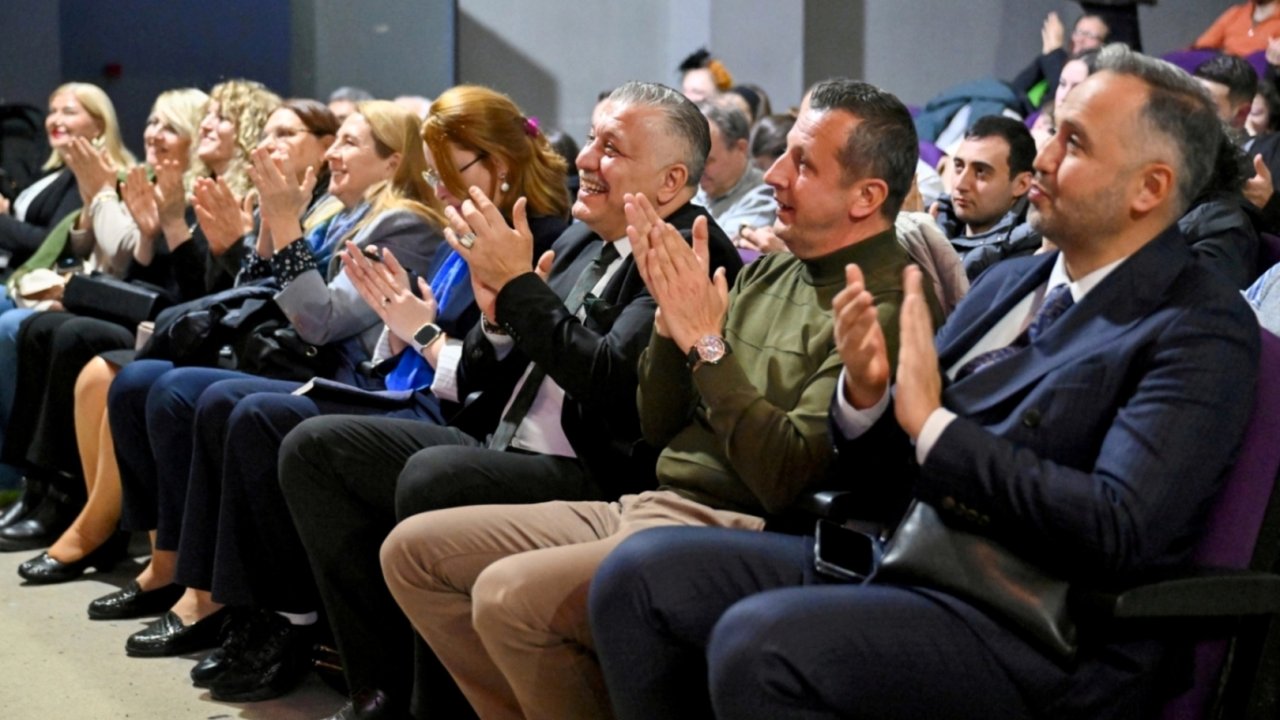 İzmir Bornova’da Bosna bağımsızlık coşkusu