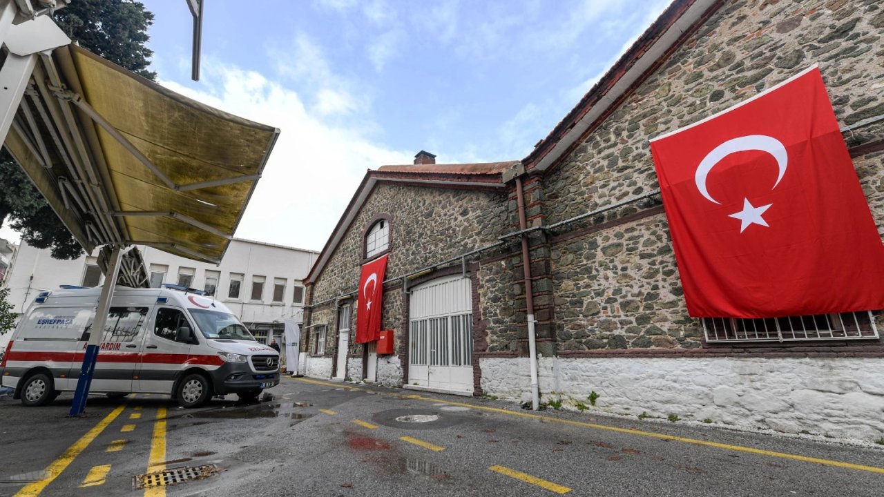 İzmir Büyükşehir Meclisi’nden Vakıflar’a tahliye isyanı