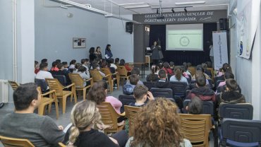 İzmir’de çocuklar iklim için harekete geçti