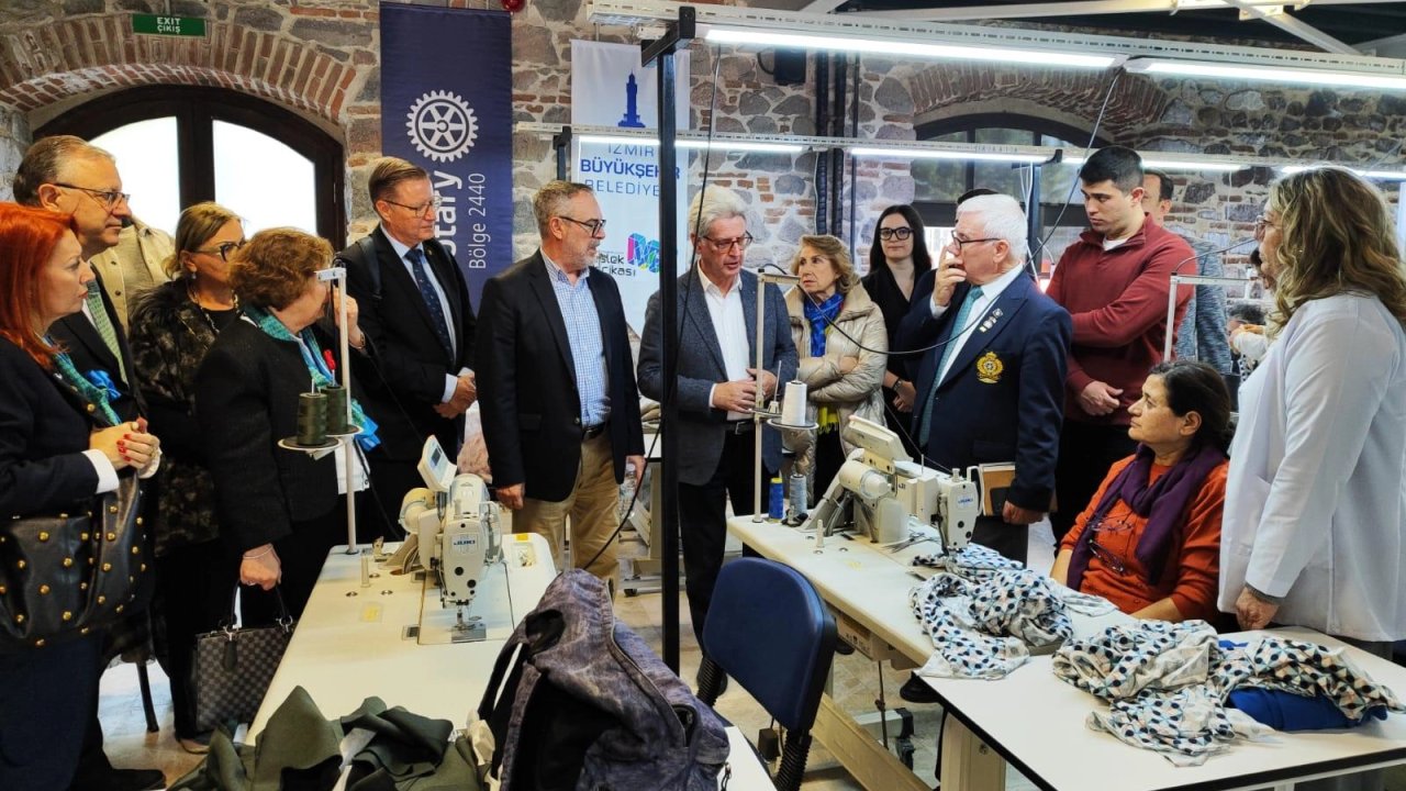 İzmirli kadınların altın dokunuşu dünya ile buluşuyor