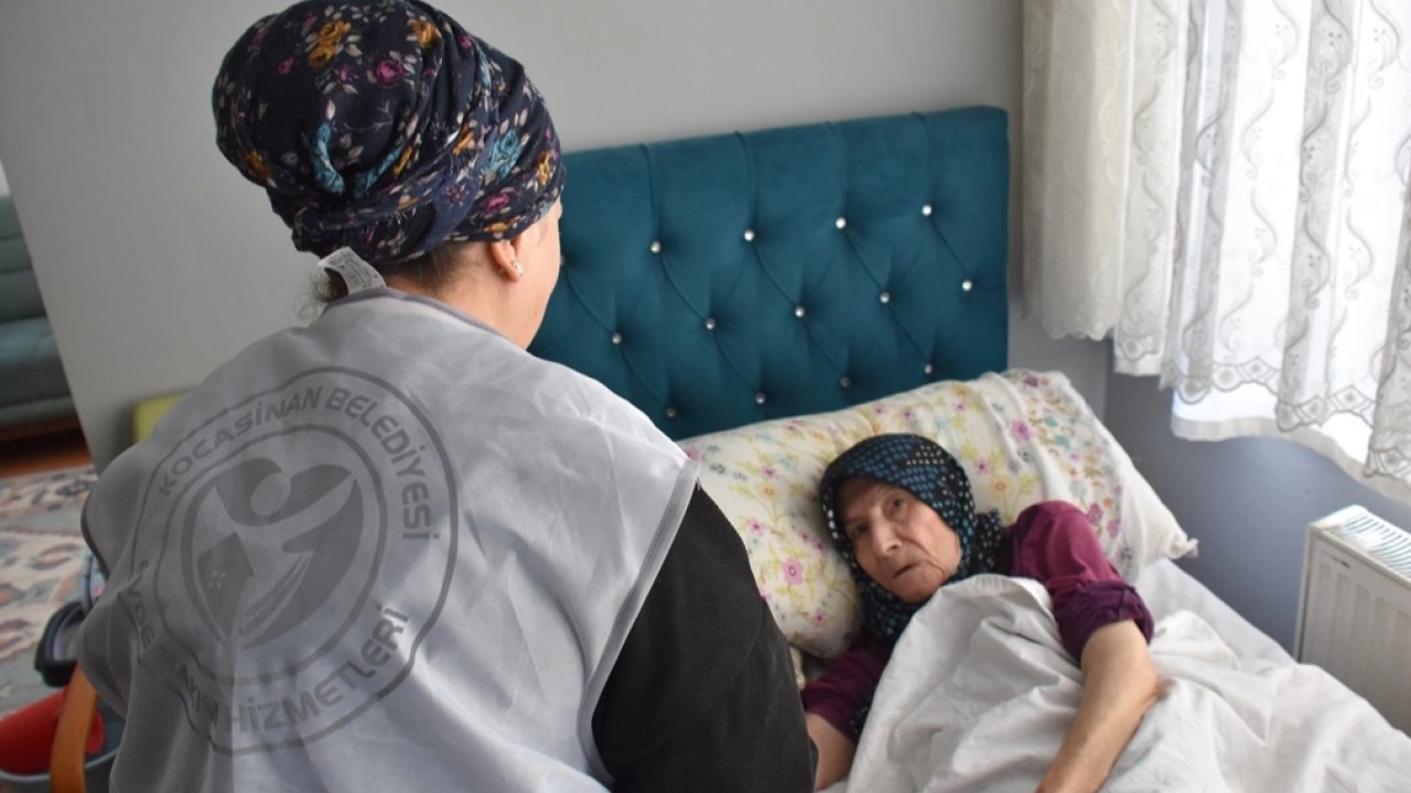 Kayseri Kocasinan'da evde bakım hizmeti ara vermiyor