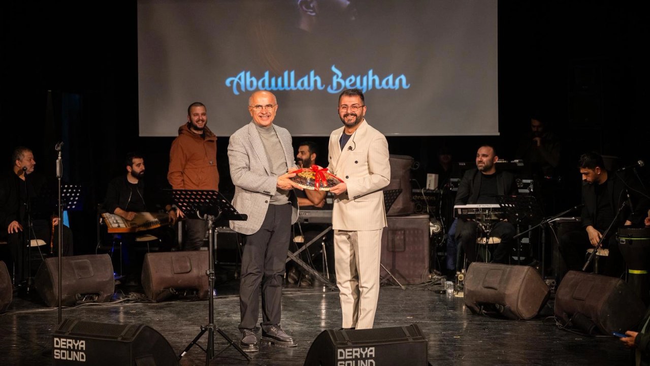 Malatya’da Ramazan akşamına ilahi dinletisi