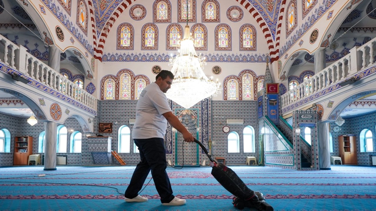 Maltepe’de ibadethaneler Ramazan Bayramı’na hazır