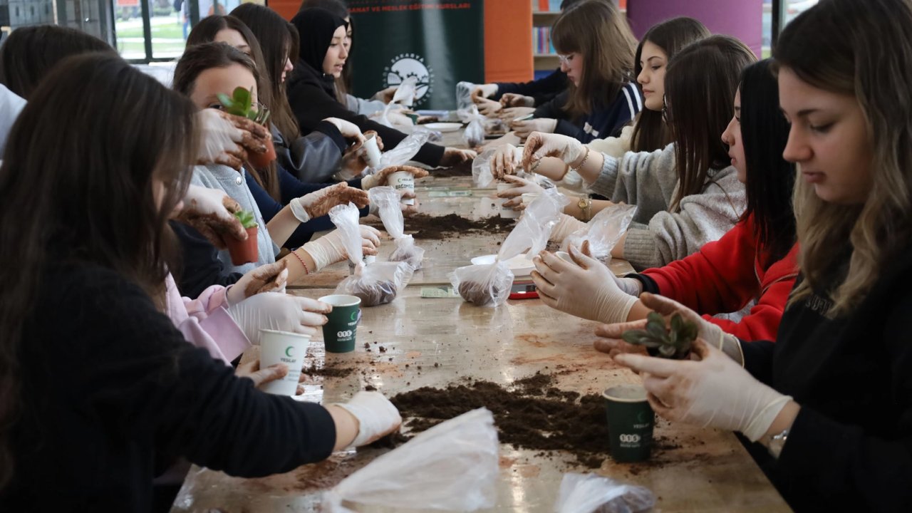 Ramazan’da Sakaryalı gençler yeteneklerini keşfetti