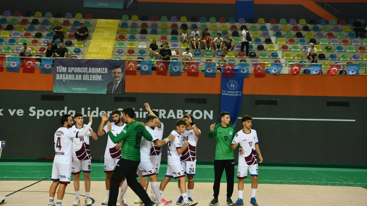 Trabzon Büyükşehir Hentbol Takımı, Ankara’yı ağırladı