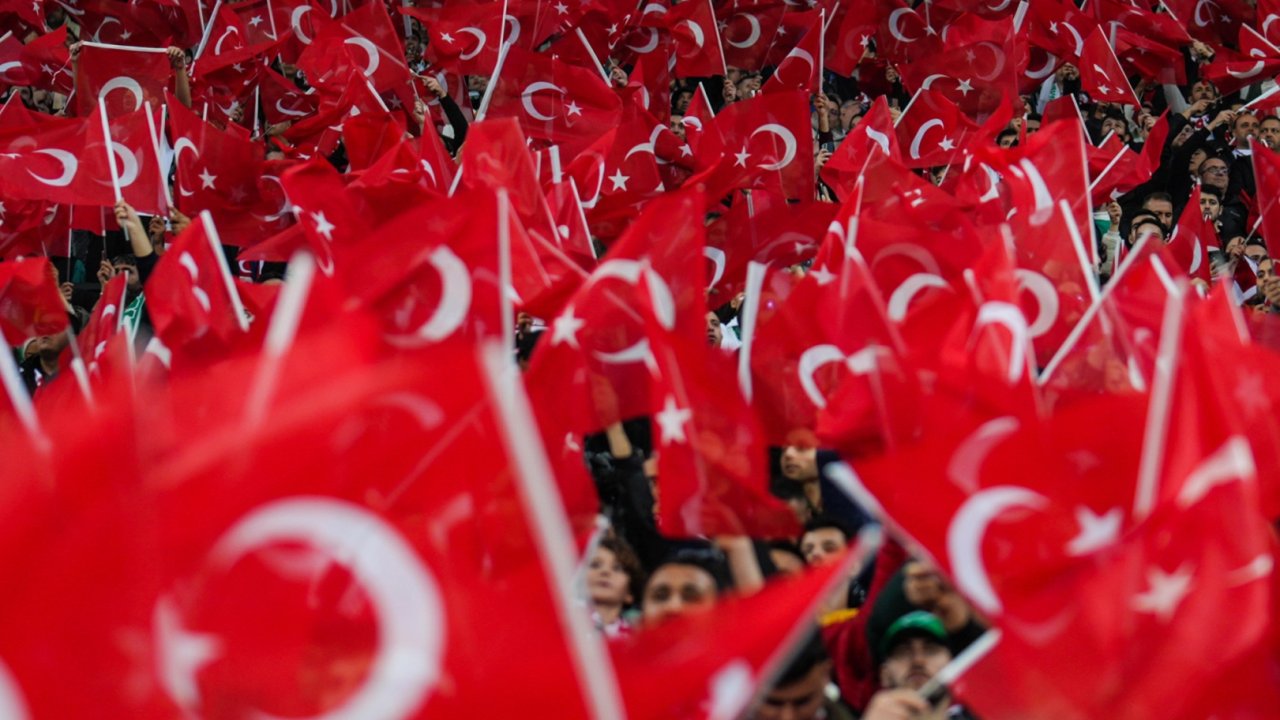 Türkiye - Romanya maçı için loca satışları başladı