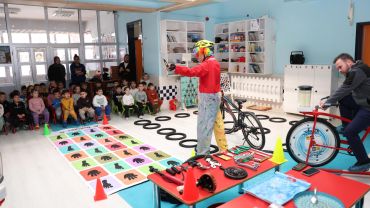 Çocuklara bisiklet kültürü aşılanıyor